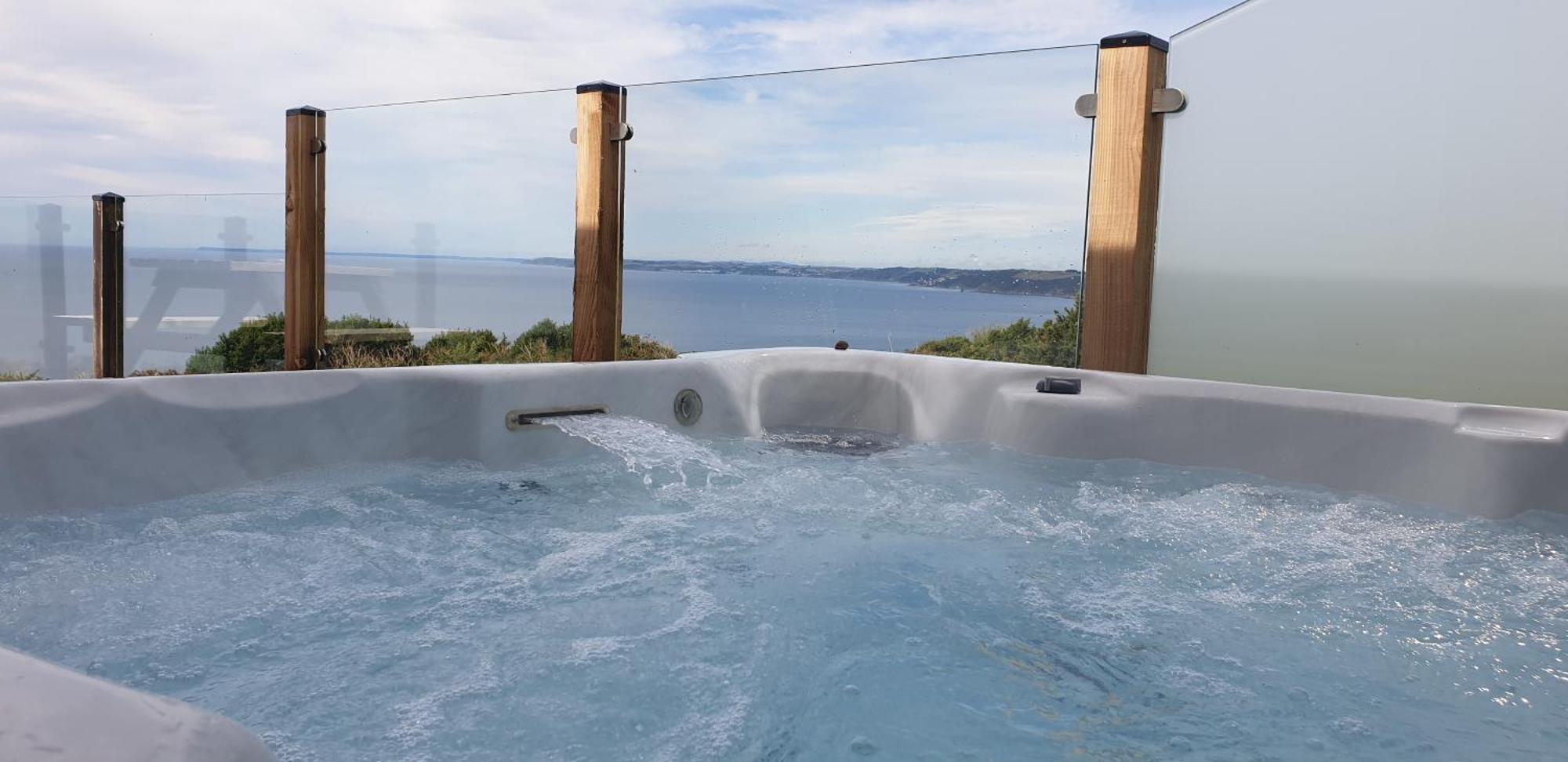 Sunset Sea View Chalet With Hot Tub Torpoint Eksteriør bilde